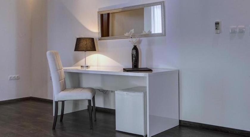 The Suites - Small Luxury Living Водице Экстерьер фото